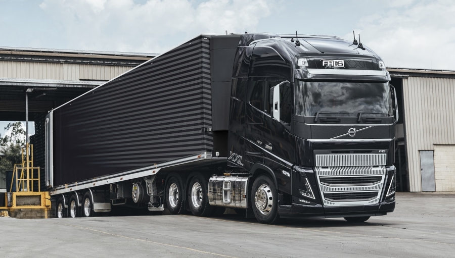 Volvo FH16 750 Truk Berat Terkuat untuk Tugas Terberat